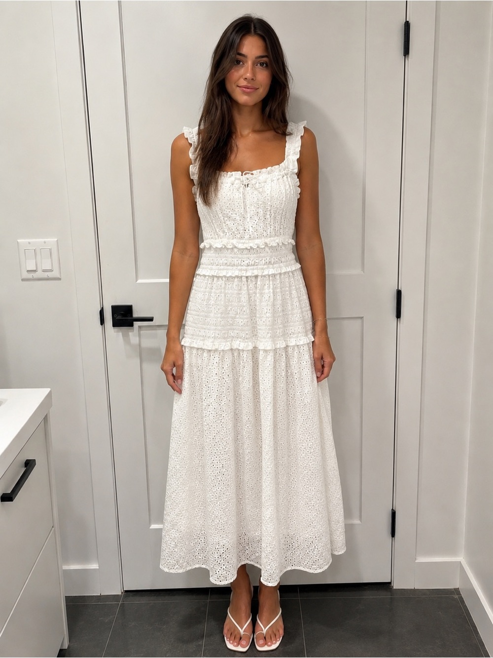 Ellie Tahari NWT Eyelet Tiered Cottagecore Maxi Dress in White - Size Small